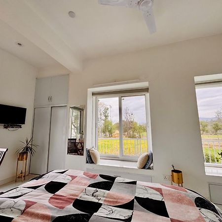 Mayur Home Stay, Morni Hills Екстер'єр фото